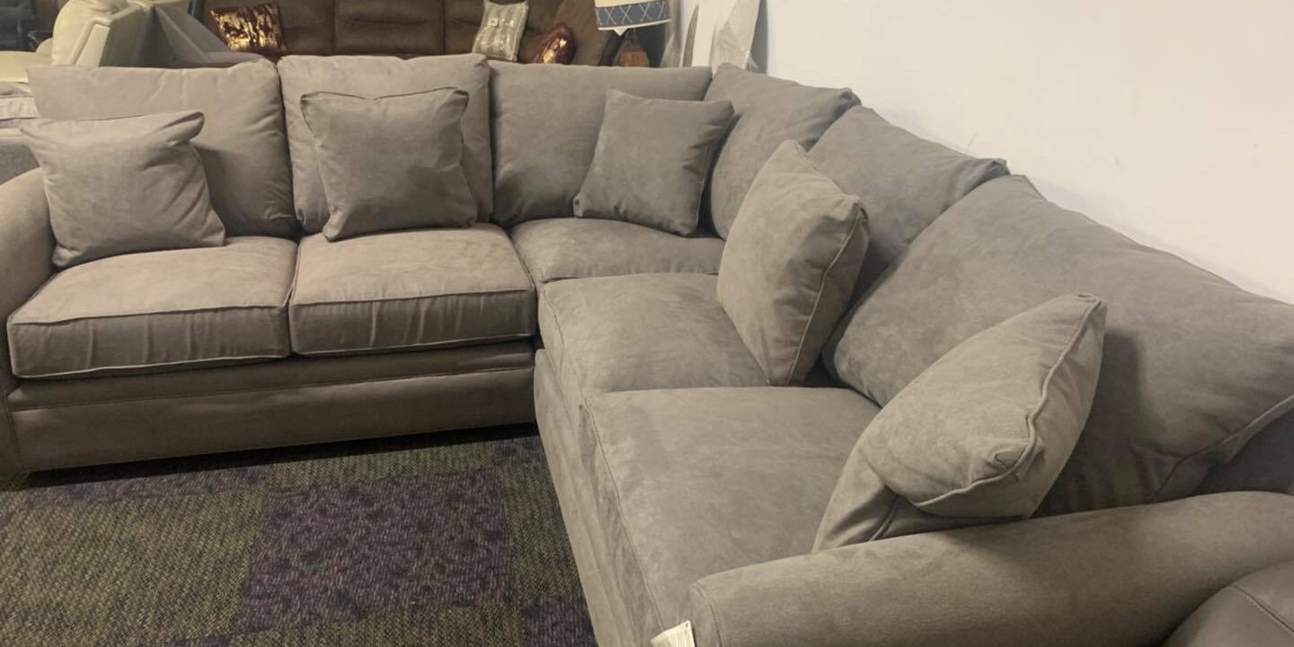 Doss Nickle 3 Piece sectional couch $1299
