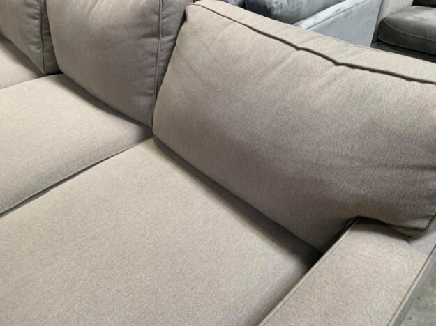 radley-dawson-platinum-5-piece-fabric-sectional-couch-899.jpg Radley Dawson platinum 5 Piece Fabric Sectional Couch $899