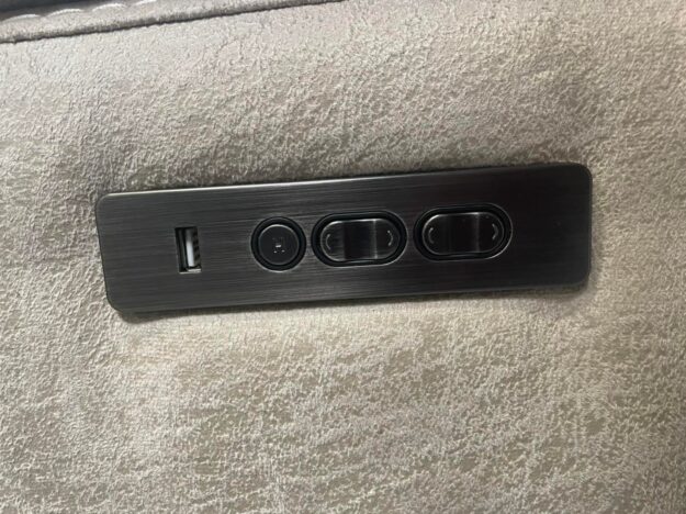 bryer-82-038-91-fabric-loveseat-038-sofa-with-chair-1597.jpg Bryer 82” & 91” fabric loveseat & sofa with chair $1597