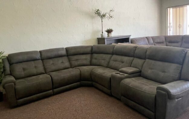 rihaan-6-piece-fabric-sectional-with-3-power-recliners-038-console-999.jpg Rihaan 6 piece fabric sectional with 3 power recliners & console $999