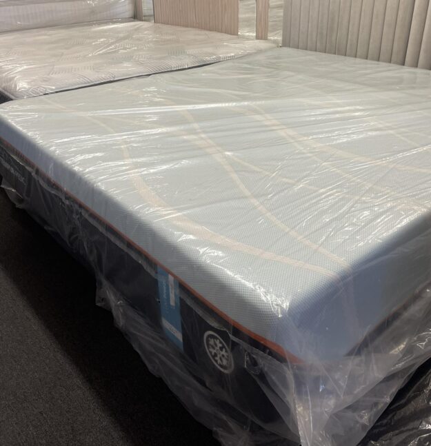 temper-pedic-tempur-8211-luxebreeze-13-mattress-1399.jpg Temper-Pedic Tempur – LUXEbreeze 13” Mattress $1,399