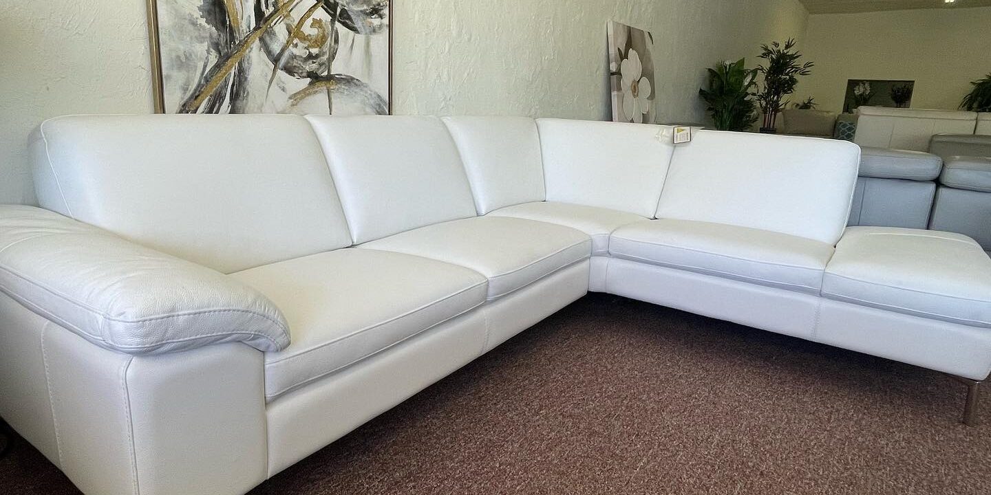 giuseppe-nicoletti-pascal-2-pc-leather-sectional-1599.jpg Giuseppe Nicoletti Pascal 2 Pc Leather Sectional $1,599