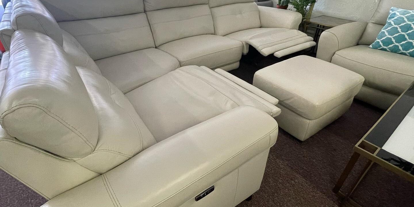 jazlo-4-pc-leather-sectional-with-2-power-recliner-1699.-sect.jpg Jazlo 4 Pc Leather Sectional With 2 Power Recliner $1,699. Sect